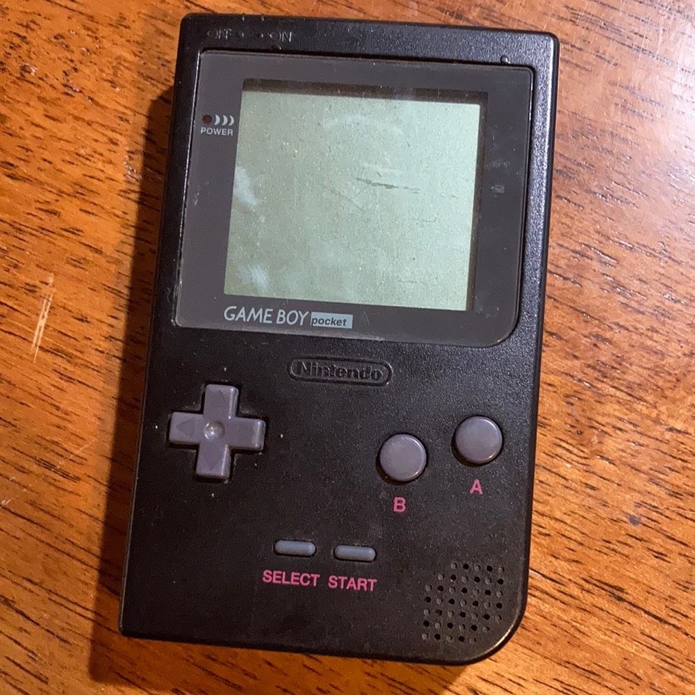Black Nintendo Game Boy works